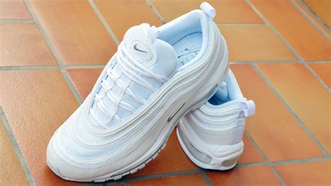 Nike Air Max 97 lace